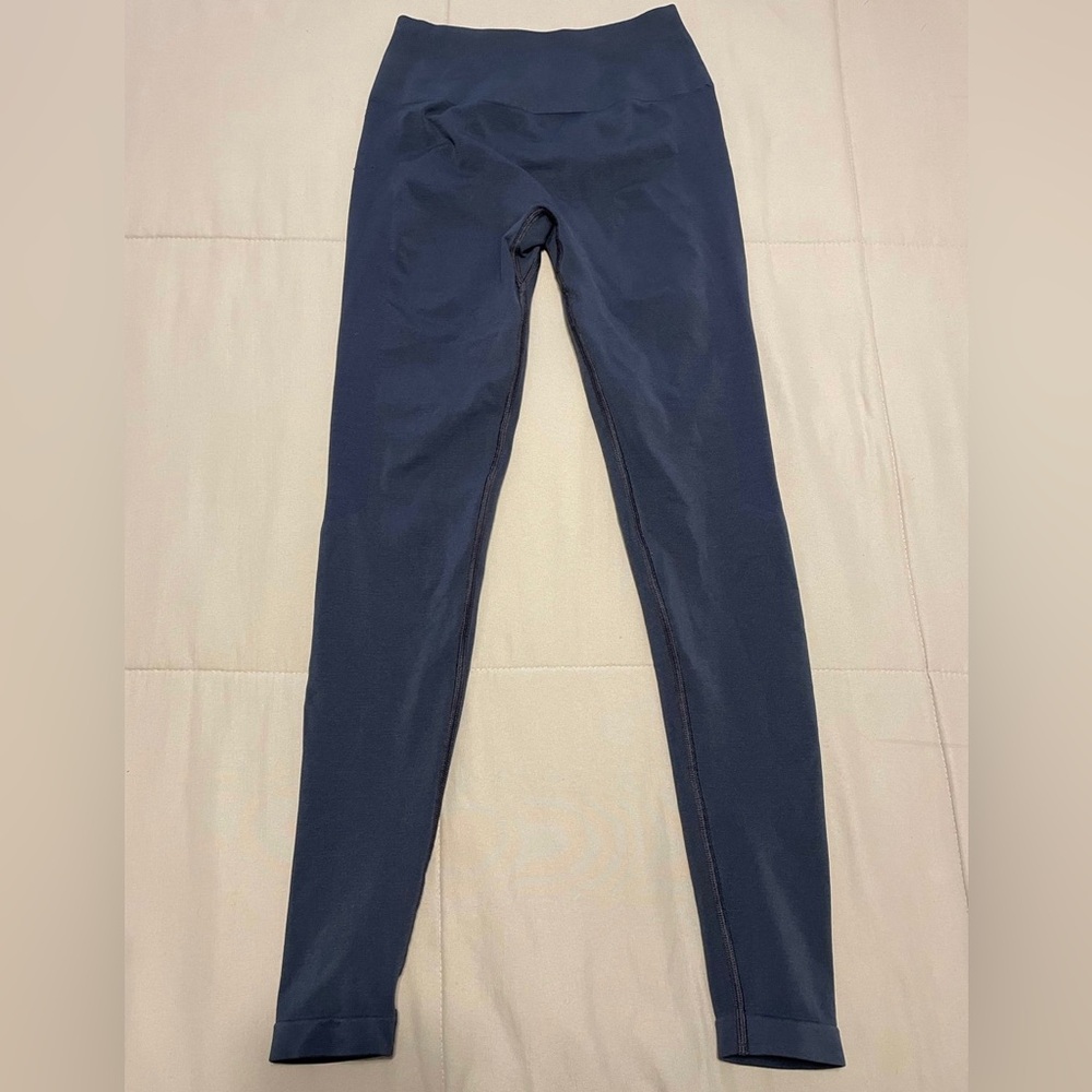 ALPHALETE AMPLIFY LEGGINGS/WHALE COLOR - Picture 4 of 4